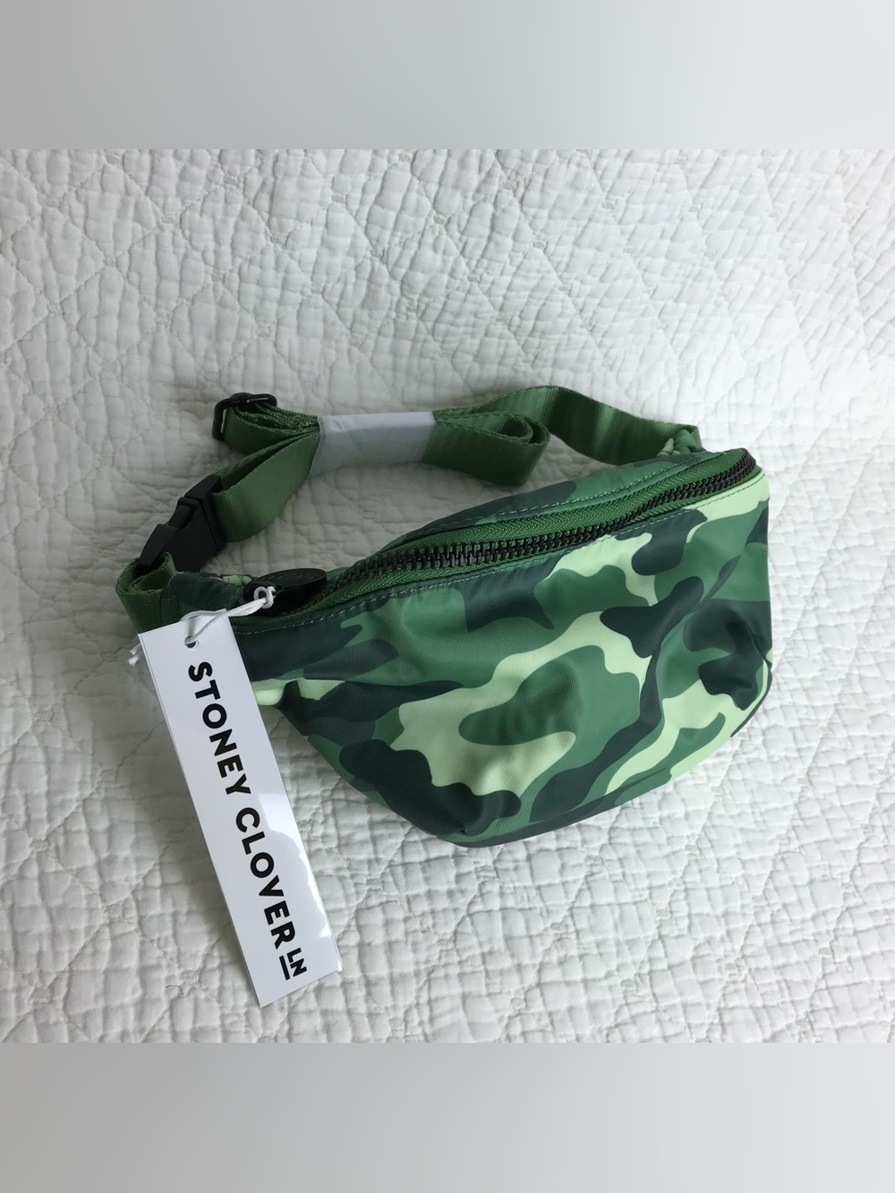 Stony Clover Lane Classic Fanny Pack Camo One Size NWT